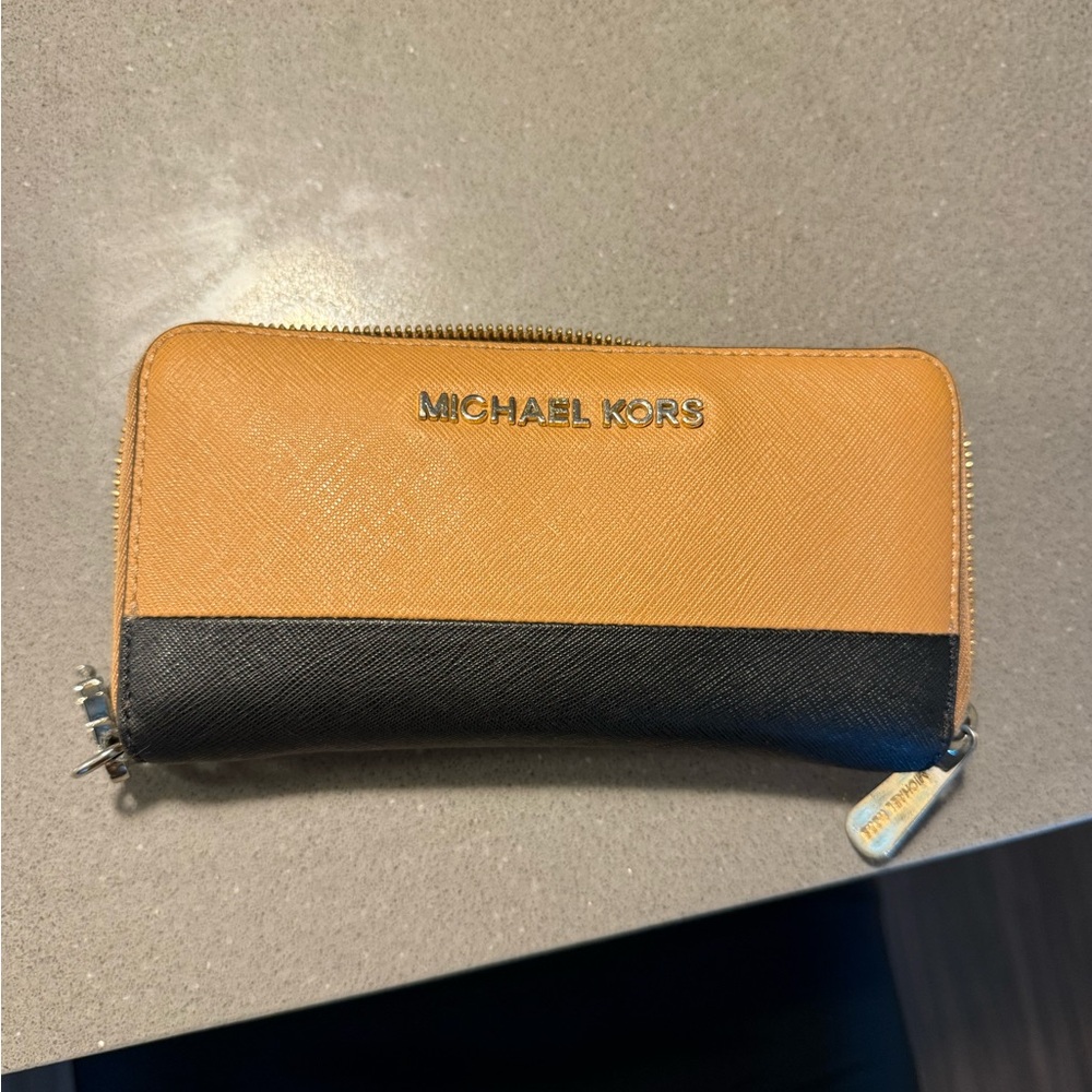 Michael Kors Gold and Black Zip Wallet